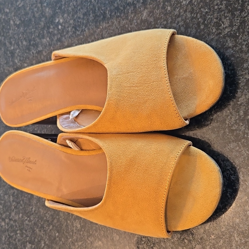 Universal Thread Mustard Suede Mules